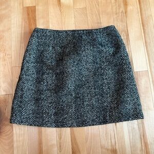 GAP Black and White Chevron Mini Skirt